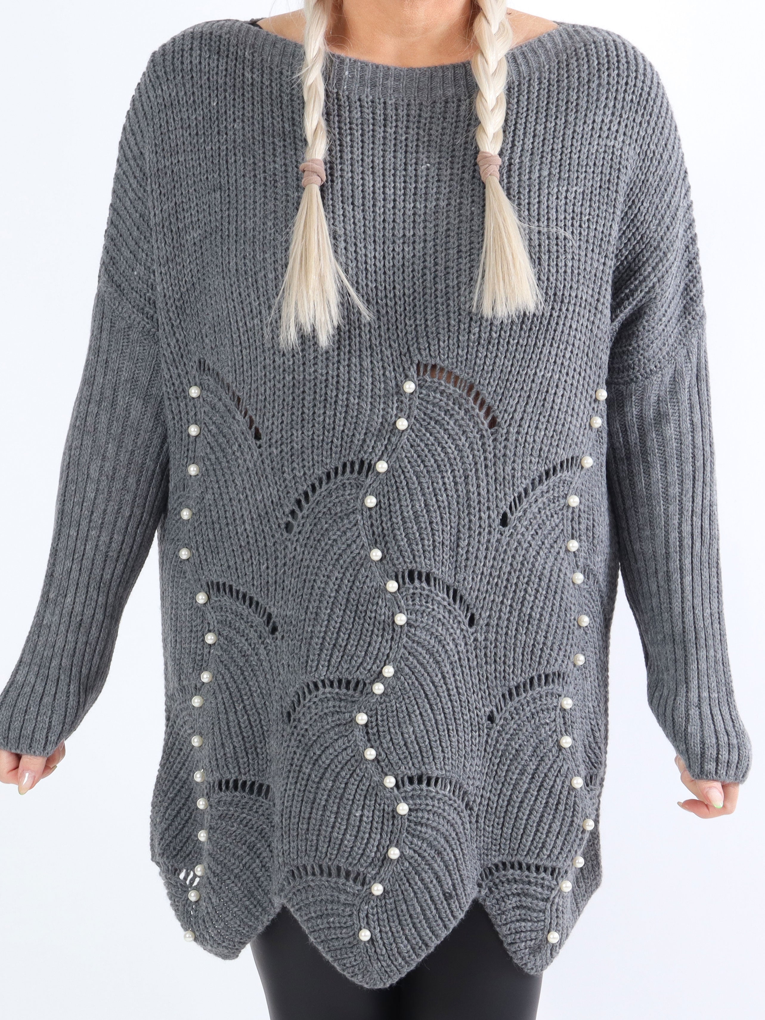 Perle - Smuk plus size strik med hvide perler